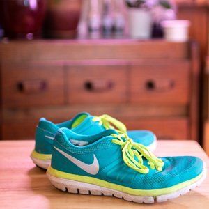 Blue/green Nike Women's shoes